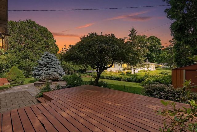 7003 Park Circle, Middleton, WI 53562