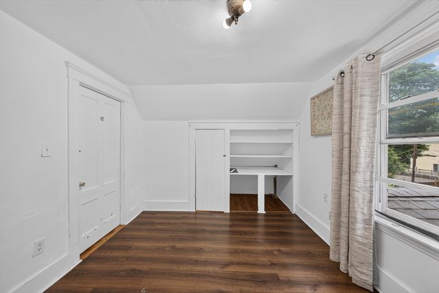 8 Gilman Street, Worcester, MA 01605