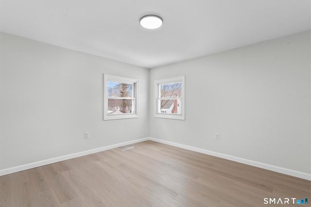 40 Sorensen Road, West Haven, CT 06516