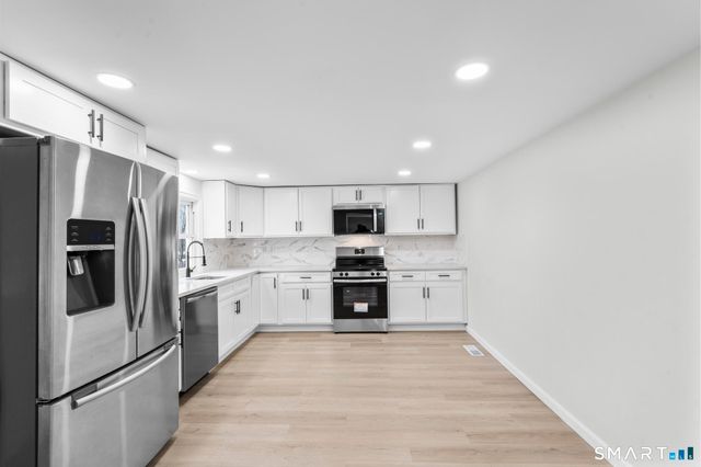 40 Sorensen Road, West Haven, CT 06516