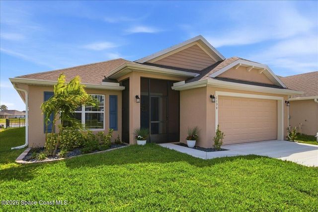 1198 Soleway Avenue NW, Palm Bay, FL 32907