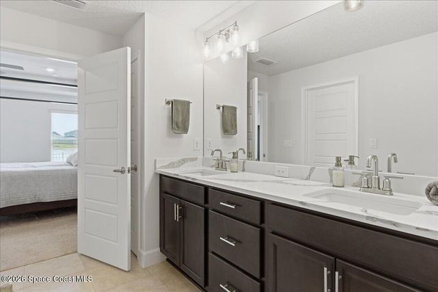1198 Soleway Avenue NW, Palm Bay, FL 32907