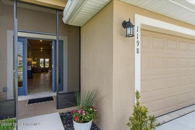1198 Soleway Avenue NW, Palm Bay, FL 32907