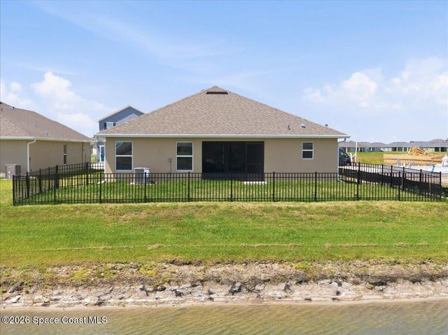 1198 Soleway Avenue NW, Palm Bay, FL 32907