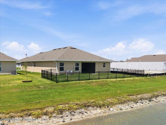 1198 Soleway Avenue NW, Palm Bay, FL 32907