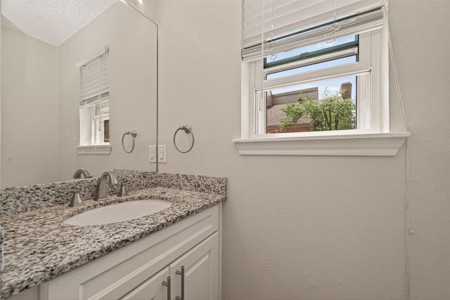 14507 Ravenhurst Lane, Houston, TX 77070