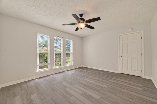 14507 Ravenhurst Lane, Houston, TX 77070