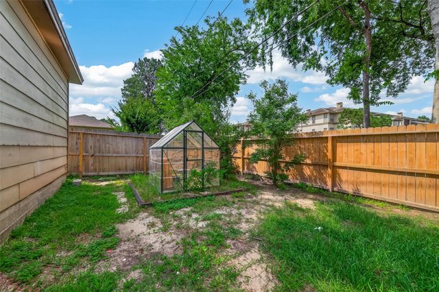 14507 Ravenhurst Lane, Houston, TX 77070