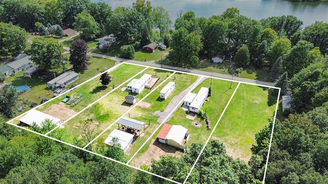 6662 Lorne Drive, Pentwater, MI 49449