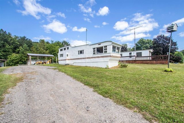 6662 Lorne Drive, Pentwater, MI 49449