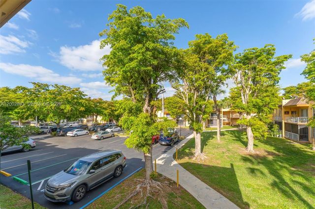 13700 SW 62nd St 244, Miami, FL 33183