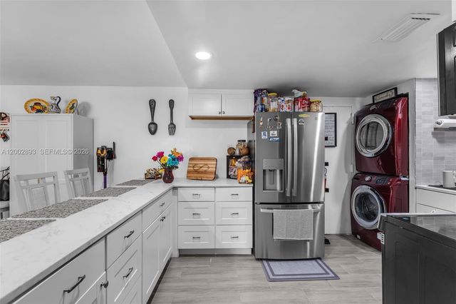 13700 SW 62nd St 244, Miami, FL 33183