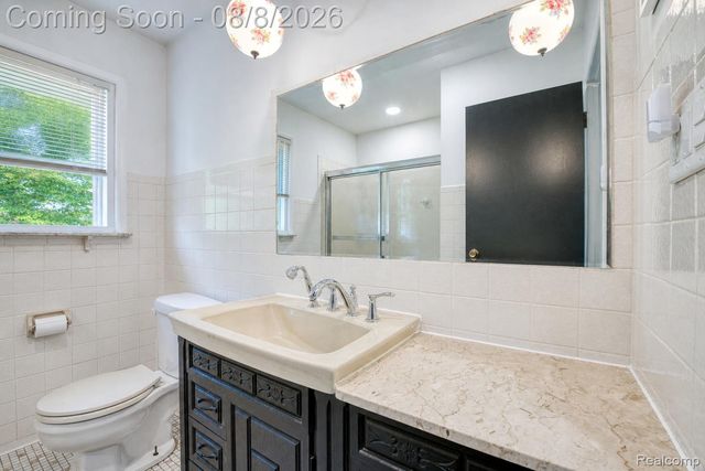 1412 Morningdove Road, Wixom, MI 48393