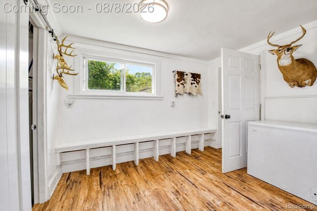 1412 Morningdove Road, Wixom, MI 48393