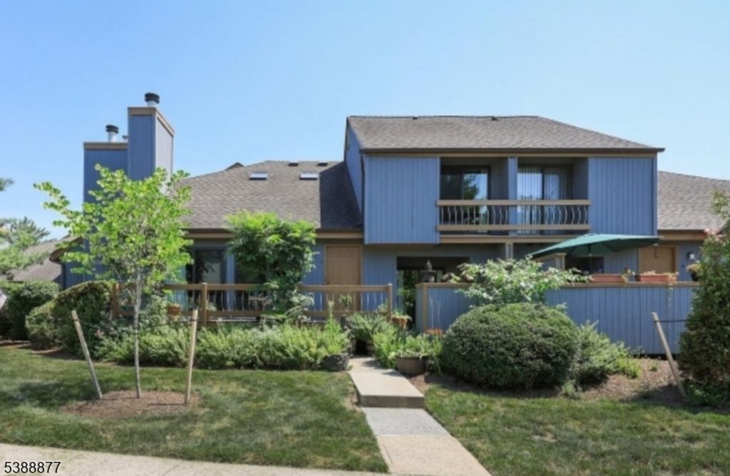 7 Chestnut Ct, Bernards Twp., NJ 07920