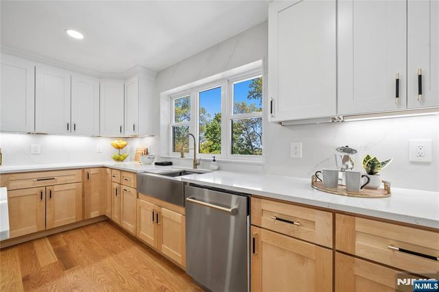 415 Mount Prospect Avenue, Clifton, NJ 07012