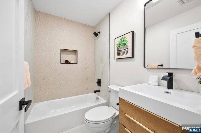 415 Mount Prospect Avenue, Clifton, NJ 07012