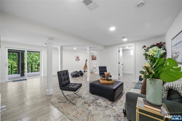 415 Mount Prospect Avenue, Clifton, NJ 07012