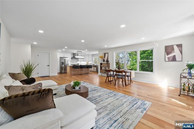 415 Mount Prospect Avenue, Clifton, NJ 07012