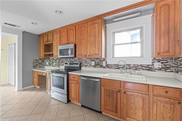 2299 Sutton Street SE, Atlanta, GA 30317