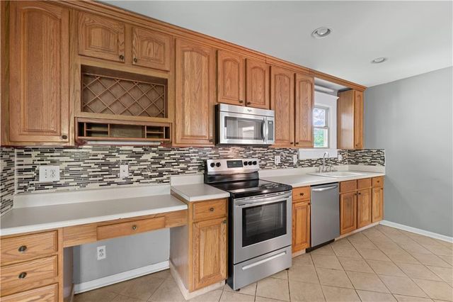 2299 Sutton Street SE, Atlanta, GA 30317