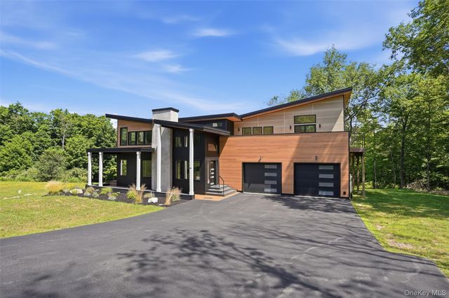 30 Coleman Drive, Campbell Hall, NY 10916