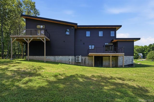 30 Coleman Drive, Campbell Hall, NY 10916