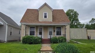 1606 SANGAMON Avenue, Springfield, IL 62702