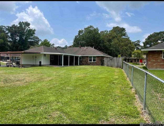 5102 Wicklow Dr, Baton Rouge, LA 70814