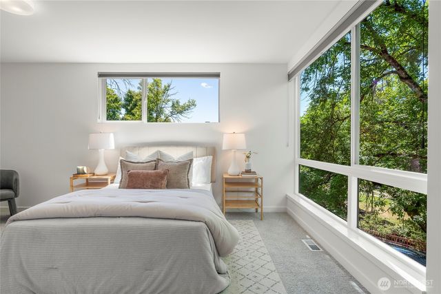 110 22nd Avenue S, Seattle, WA 98144