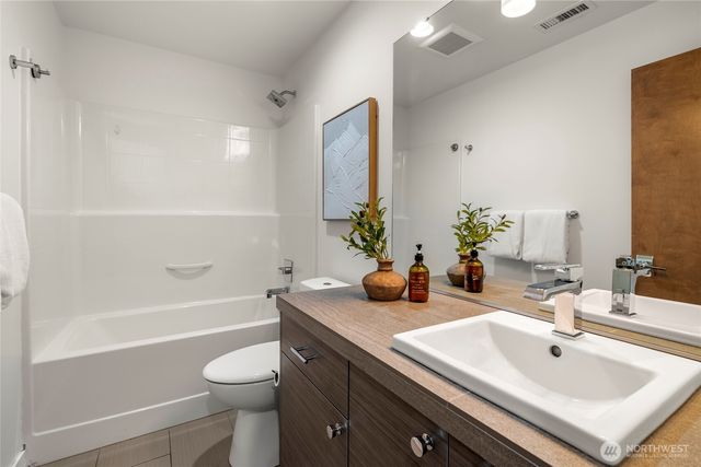 110 22nd Avenue S, Seattle, WA 98144