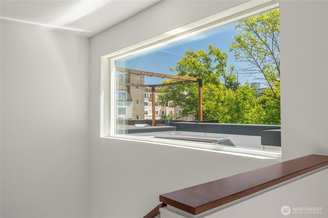 110 22nd Avenue S, Seattle, WA 98144