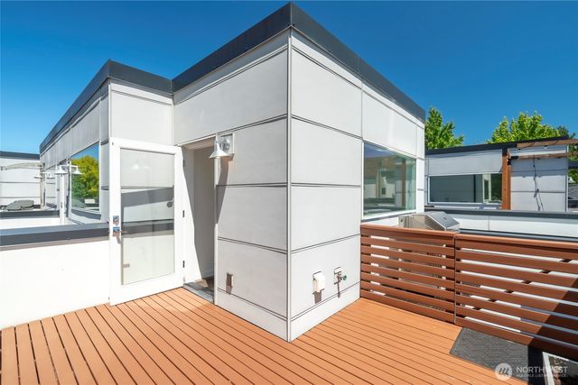 110 22nd Avenue S, Seattle, WA 98144