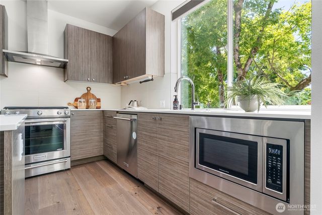 110 22nd Avenue S, Seattle, WA 98144