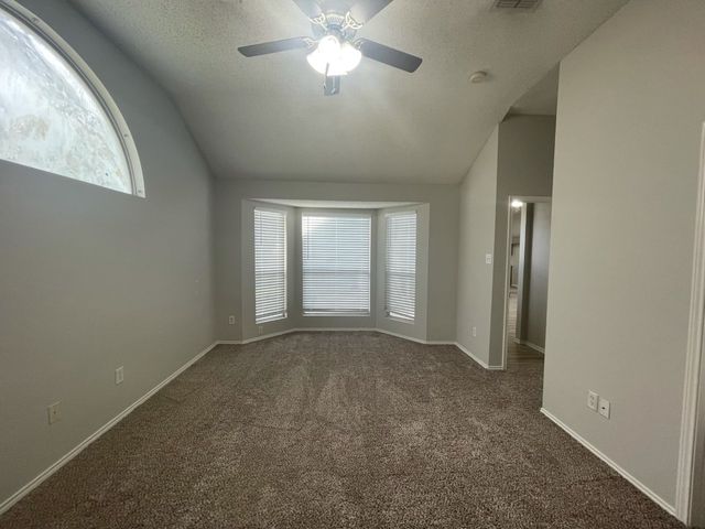 7709 Amsterdam Lane, Arlington, TX 76002