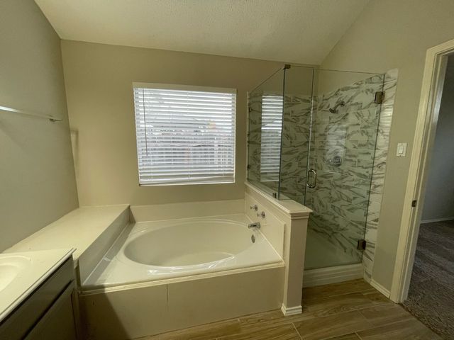 7709 Amsterdam Lane, Arlington, TX 76002