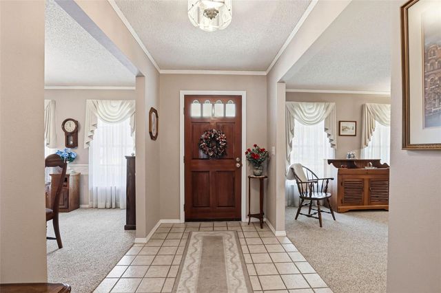 9727 FOX CHAPEL ROAD, Tampa, FL 33647