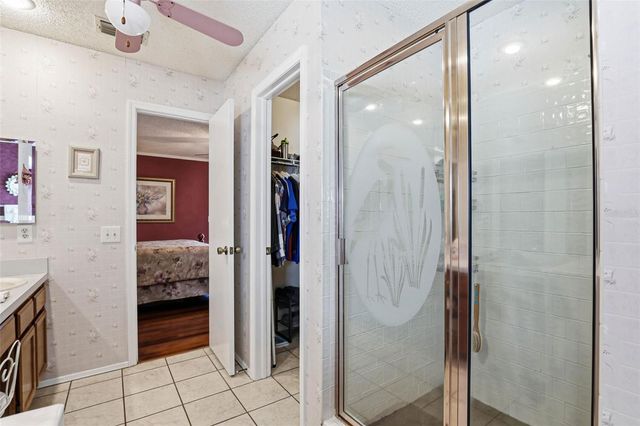 9727 FOX CHAPEL ROAD, Tampa, FL 33647