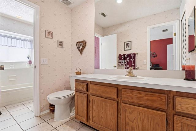 9727 FOX CHAPEL ROAD, Tampa, FL 33647