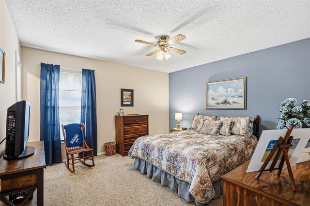 9727 FOX CHAPEL ROAD, Tampa, FL 33647