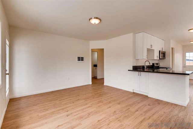 4764 W Point Loma Blvd W, San Diego, CA 92107