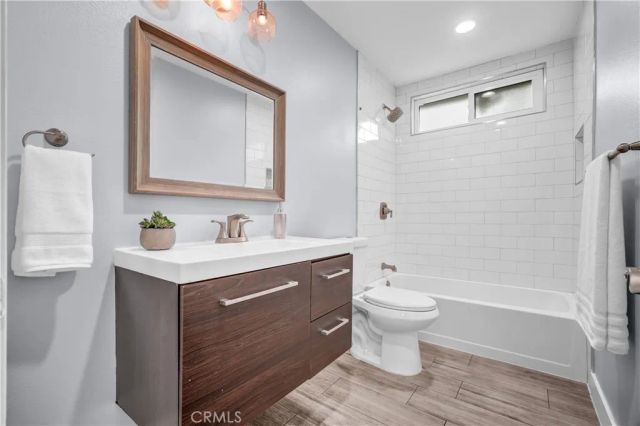 2730 Hartford, Fullerton, CA 92835