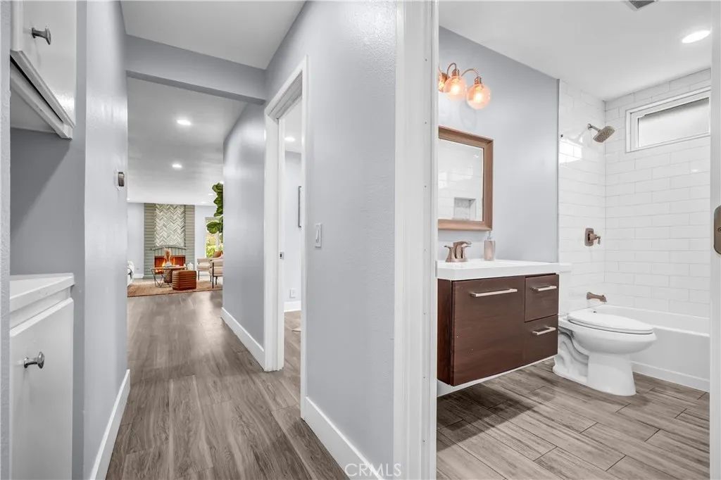2730 Hartford, Fullerton, CA 92835