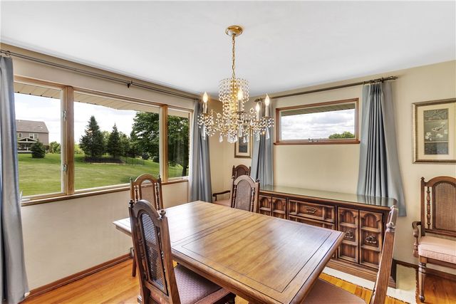 115 Montgomery Dr, Pine Twp, PA 15090