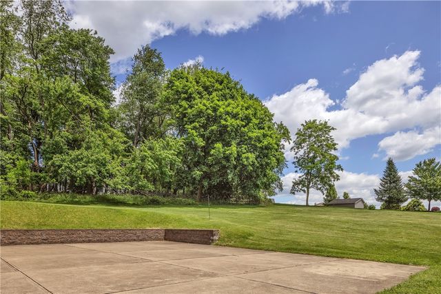 115 Montgomery Dr, Pine Twp, PA 15090