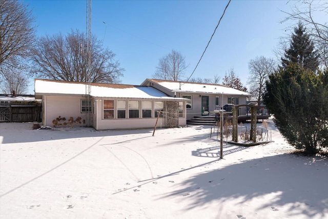 N6213 Fox STREET, Onalaska, WI 54650