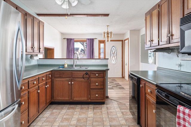 N6213 Fox STREET, Onalaska, WI 54650