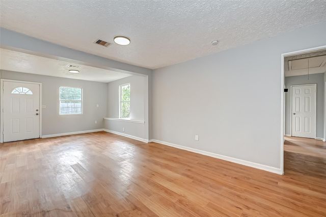 7946 Jutland Road, Houston, TX 77033