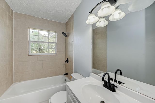 7946 Jutland Road, Houston, TX 77033