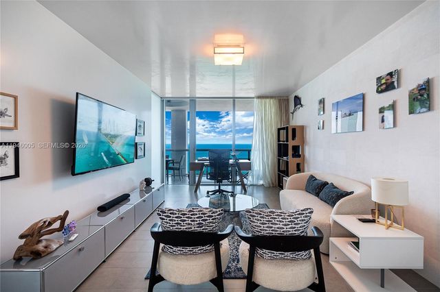 6799 Collins Ave LPH01 & LPH02, Miami Beach, FL 33141